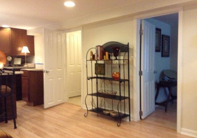 2655 W 97th Pl, Evergreen Park, IL 60805 - sitting room with light wood-type flooring and recessed lighting