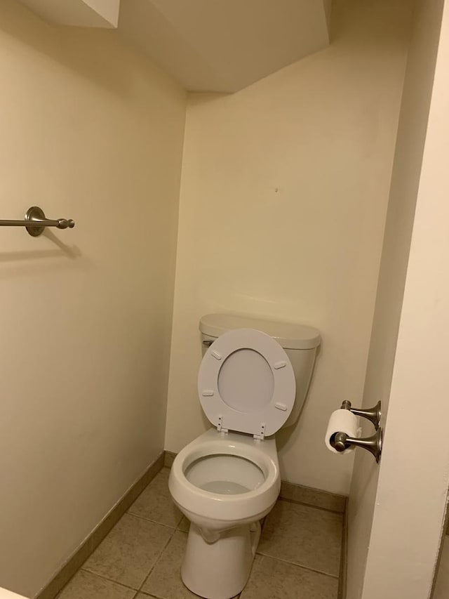 2655 W 97th Pl, Evergreen Park, IL 60805 - bathroom featuring toilet, tile patterned flooring, and baseboards