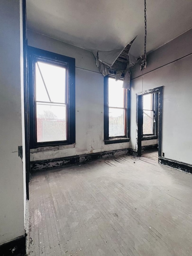 3362 S Giles Ave, Chicago, IL 60616 - empty room with hardwood / wood-style floors