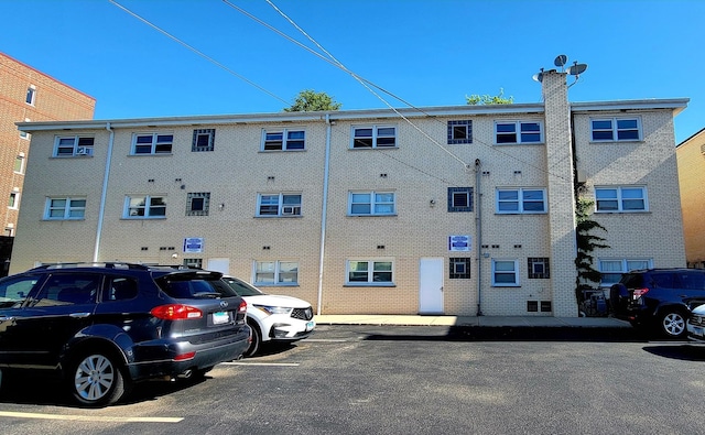 1353 Perry St Unit 6, Des Plaines, IL 60016 - view of apartment building / complex with uncovered parking