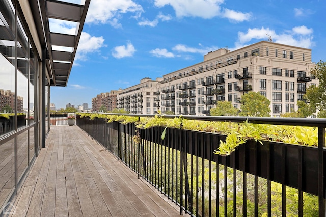 1111 W 14th Pl Unit 211, Chicago, IL 60608 - view of deck