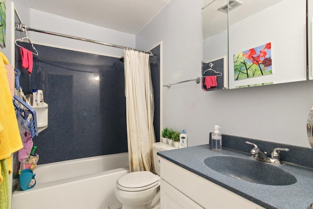 6100 Ridgeway Dr, Woodridge, IL 60517 - bathroom featuring shower / bath combination with curtain and vanity