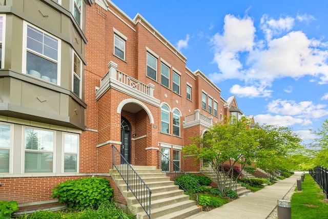 302 Narragansett Ct, Morton Grove, IL 60053 - view of building exterior with a residential view