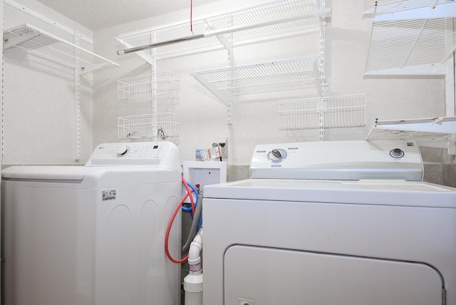 50 Ridgewood Rd, Elk Grove Village, IL 60007 - washroom with washer and clothes dryer