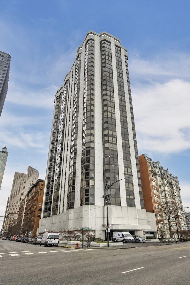 990 N Lake Shore Dr Unit 33E, Chicago, IL 60611 - view of property