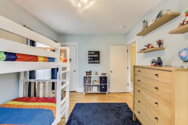820 Woodbine Ave, Oak Park, IL 60302 - bedroom with light wood finished floors