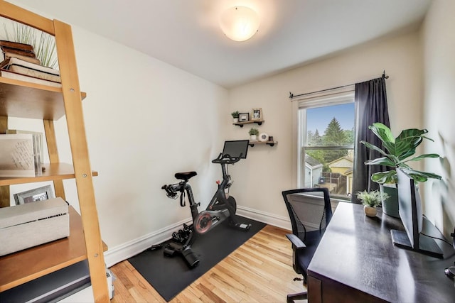 820 Woodbine Ave, Oak Park, IL 60302 - workout area with wood finished floors and baseboards