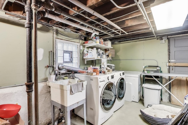 820 Woodbine Ave, Oak Park, IL 60302 - laundry area with separate washer and dryer