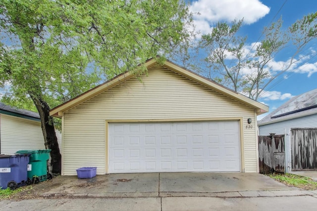 820 Woodbine Ave, Oak Park, IL 60302 - view of detached garage