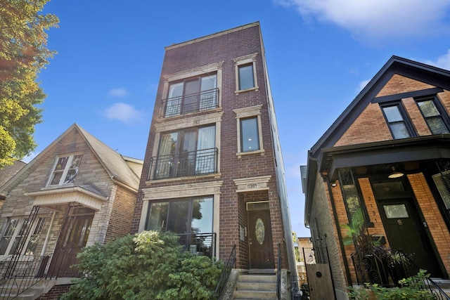2127 W Walton St Unit 1, Chicago, IL 60622 - photo 1