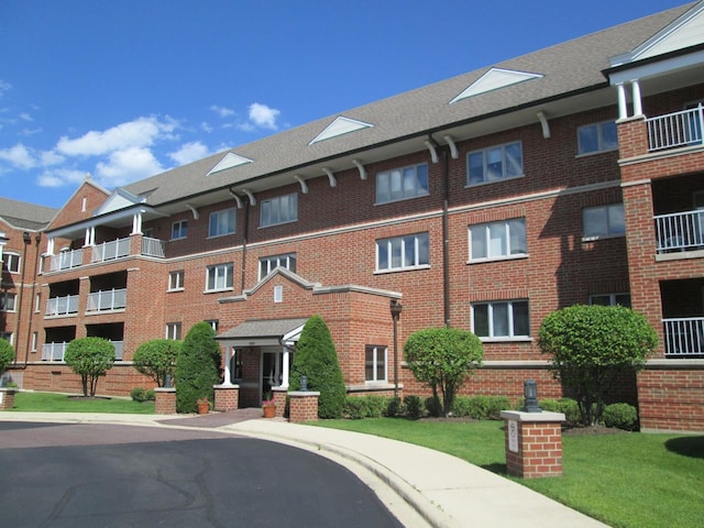 460 S NW Hwy Unit 409, Park Ridge, IL 60068 - view of apartment building / complex