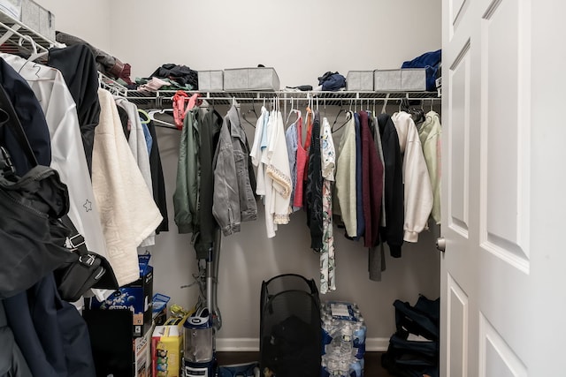 351 E 25th Pl Unit 20C, Chicago, IL 60616 - view of walk in closet