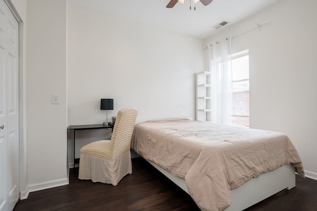 351 E 25th Pl Unit 20C, Chicago, IL 60616 - bedroom featuring dark wood finished floors, baseboards, and a ceiling fan