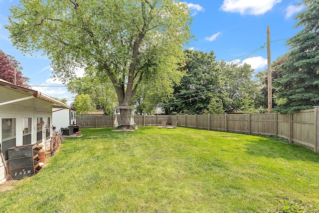 16527 S Ivy Ln, Plainfield, IL 60586 - view of yard