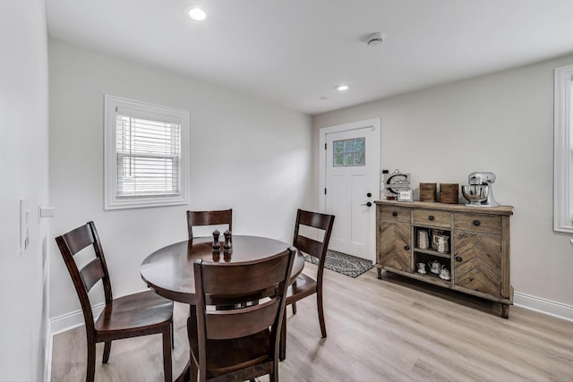 529 Circle Ave, Forest Park, IL 60130 - dining area with light wood-style floors, baseboards, and recessed lighting