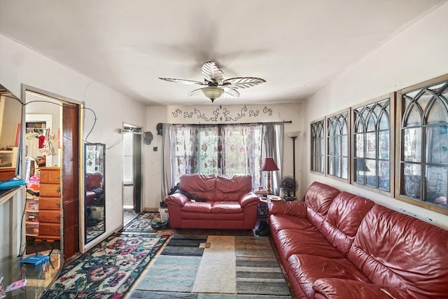 9620 S Exchange Ave, Chicago, IL 60617 - living area with ceiling fan