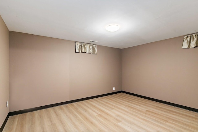 115 Thornbrook Rd, Dekalb, IL 60115 - empty room featuring light wood-style flooring and baseboards