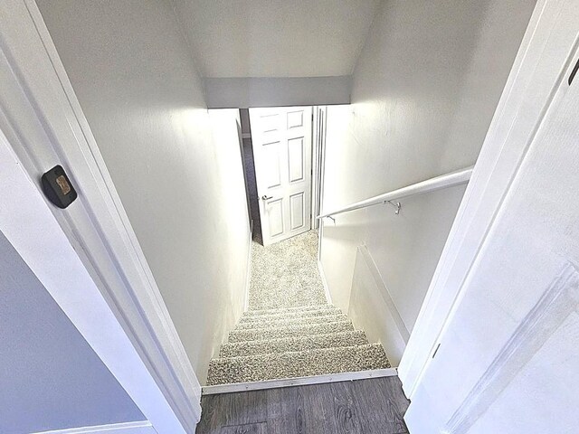 1343 E Anderson Dr, Palatine, IL 60074 - below grade area featuring baseboards and carpet