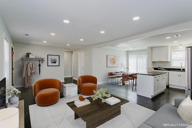 10131 Nevada Ave, Franklin Park, IL 60131 - photo 4