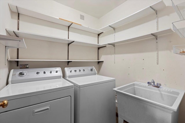 9 Craig Ter, Lake Zurich, IL 60047 - laundry area with washer and dryer