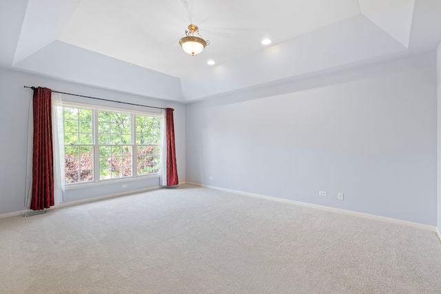 7N001 Ridge Line Rd, Saint Charles, IL 60175 - empty room featuring a tray ceiling, carpet floors, and recessed lighting