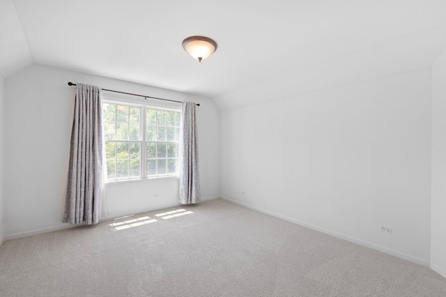 7N001 Ridge Line Rd, Saint Charles, IL 60175 - carpeted empty room with vaulted ceiling and baseboards