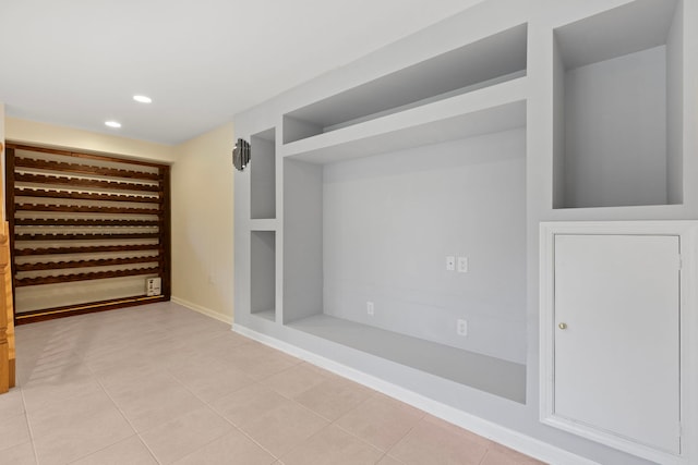 7N001 Ridge Line Rd, Saint Charles, IL 60175 - unfurnished room featuring light tile patterned floors and recessed lighting