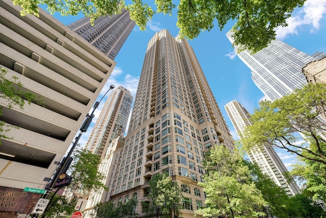 25 E Superior St Unit 2901, Chicago, IL 60611 - photo 1