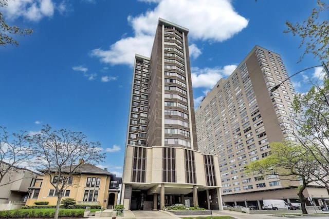 6325 N Sheridan Rd Unit 608, Chicago, IL 60660 - view of building exterior