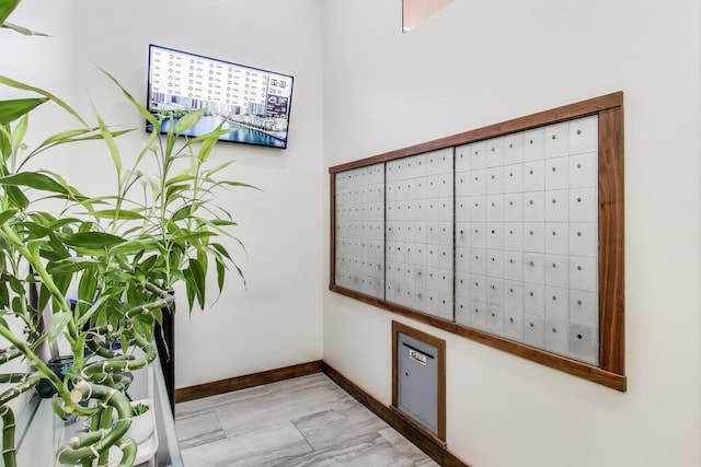 6325 N Sheridan Rd Unit 608, Chicago, IL 60660 - view of community featuring mail area