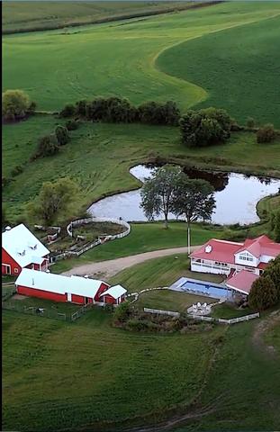 281 Snipe Hollow Rd N, Elizabeth, IL 61028 - aerial view of a large body of water and a golf club