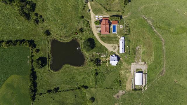 281 Snipe Hollow Rd N, Elizabeth, IL 61028 - aerial view of property and surrounding area featuring rural landscape