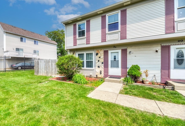 7 Fernwood Dr Unit Q, Bolingbrook, IL 60440 - view of townhome / multi-family property