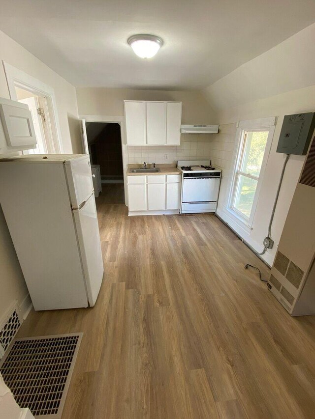 641-645 N Indiana Ave, Kankakee, IL 60901 - photo 3