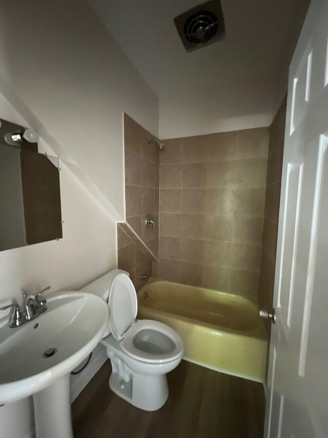 363 E Hickory St, Kankakee, IL 60901 - full bathroom with shower / bath combination and wood finished floors