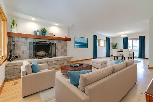 423 Ames St, Libertyville, IL 60048 - photo 5