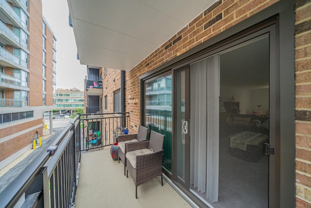 603 S River Rd Unit 2K, Des Plaines, IL 60016 - view of balcony