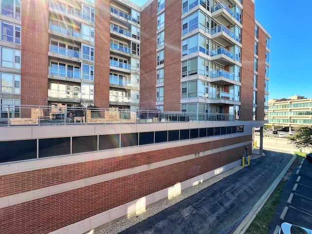 603 S River Rd Unit 2K, Des Plaines, IL 60016 - view of building exterior