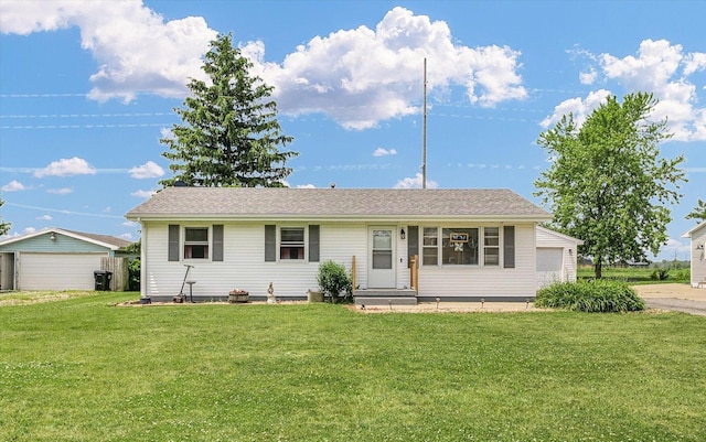 833 N Bell St, Gibson City, IL 60936 - photo 3