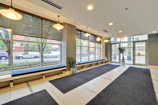 1200 W Monroe St Unit 514, Chicago, IL 60607 - lobby featuring recessed lighting