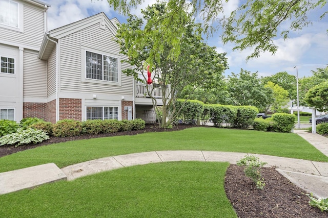2439 Daybreak Ct Unit 2439, Elgin, IL 60123 - view of green lawn