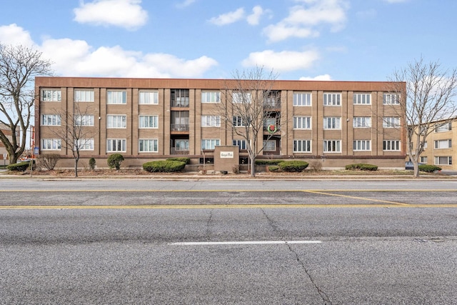 10048 S Pulaski Rd Unit 2B, Oak Lawn, IL 60453 - view of apartment building / complex
