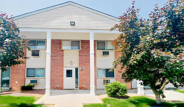 706 Marilyn Ave Unit 206, Glendale Heights, IL 60139 - photo 1