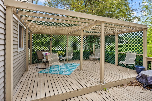 67 Alice St, Algonquin, IL 60102 - deck with a pergola