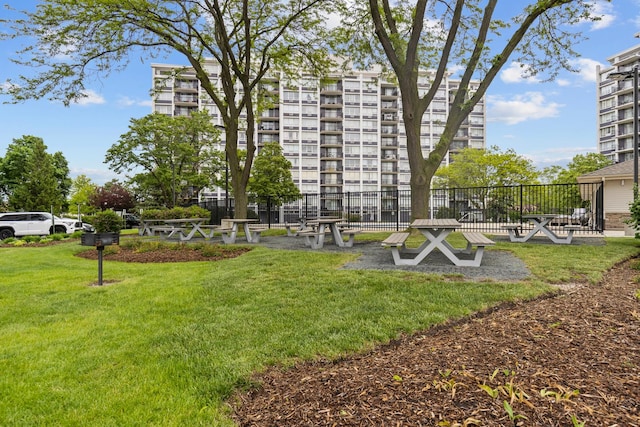 8815 W Golf Rd Unit 7A, Niles, IL 60714 - view of home's community