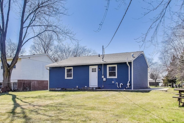 3505 Newcastle Rd, Waukegan, IL 60087 - view of rear view of house
