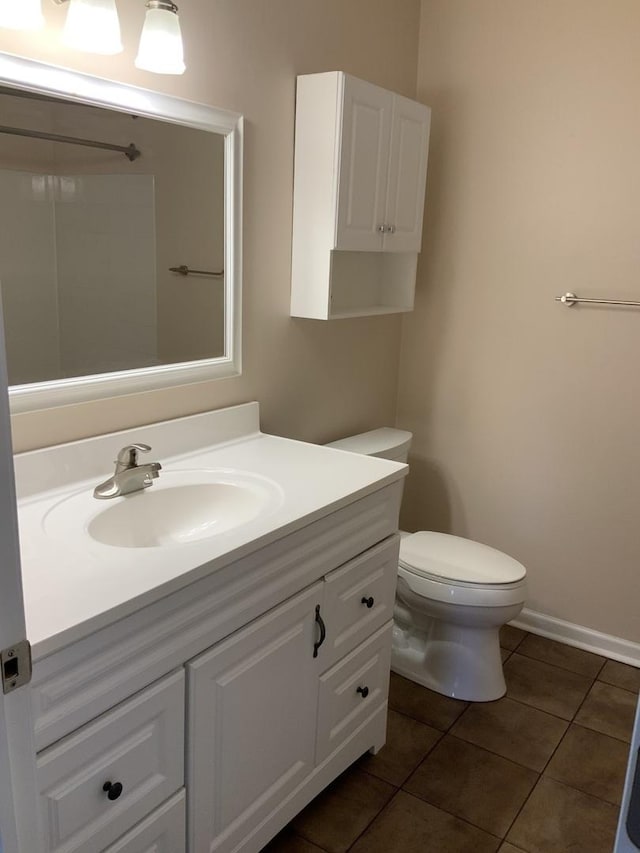 300 Pembridge Ln Unit D2, Schaumburg, IL 60193 - full bath featuring vanity, tile patterned floors, and a shower