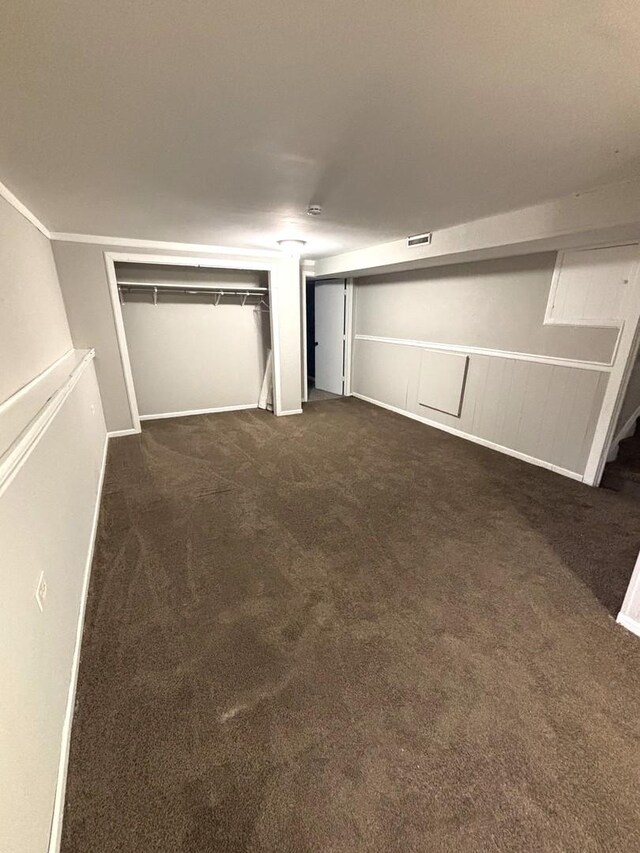 1403 Kings Rd, Carpentersville, IL 60110 - finished basement with carpet flooring and baseboards
