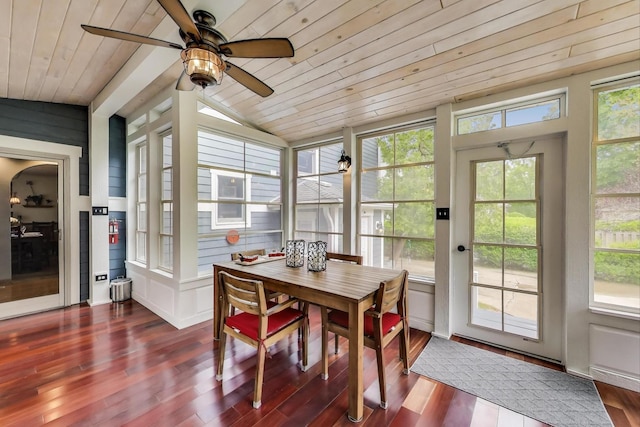 1350 Saint Johns Ave, Highland Park, IL 60035 - sunroom / solarium with plenty of natural light and lofted ceiling