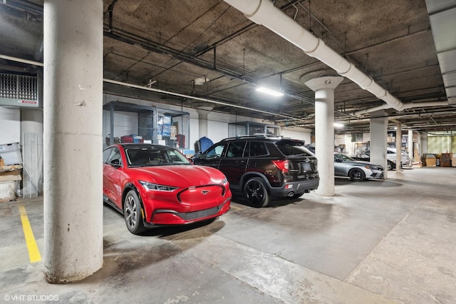 2750 N Wayne Ave Unit G, Chicago, IL 60614 - view of parking garage